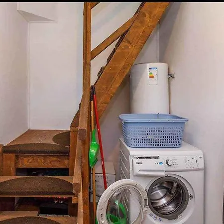 In 43400 Balatonkeresztúr